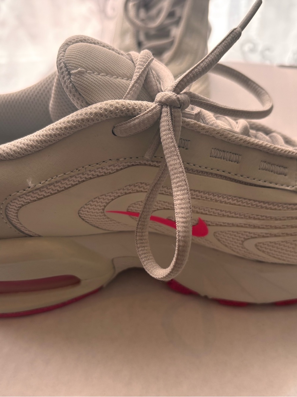 Nike Air Max Fire Phantom/Light Bone/Hyper Pink size 6